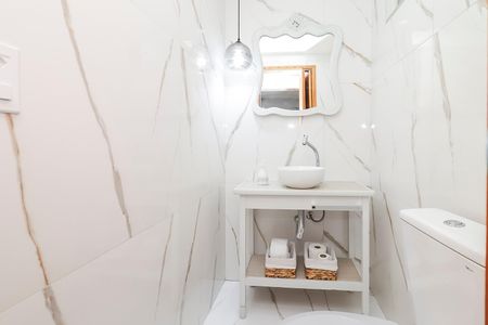 Casa à venda com 215m², 3 quartos e 4 vagasBanheiro de serviço