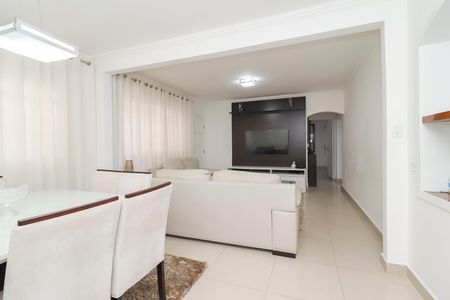 Casa à venda com 215m², 3 quartos e 4 vagasSala de Jantar