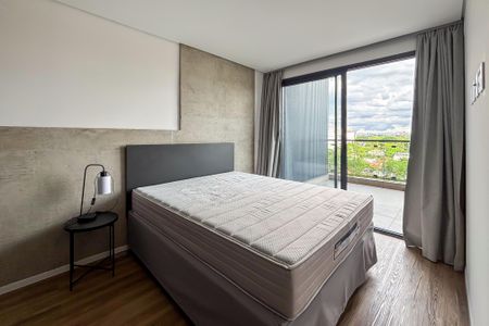 Apartamento para alugar com 78m², 1 quarto e sem vaga
