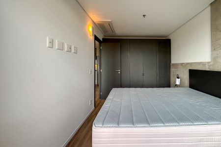 Apartamento para alugar com 78m², 1 quarto e sem vaga