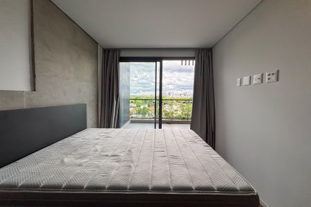 Apartamento para alugar com 78m², 1 quarto e sem vaga