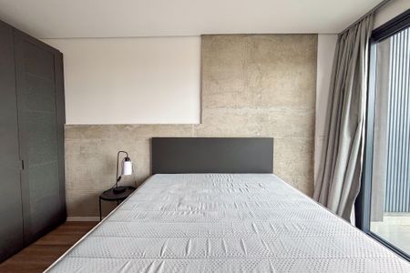 Apartamento para alugar com 78m², 1 quarto e sem vaga