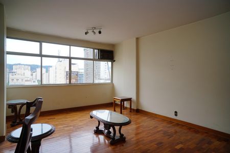 Sala de apartamento à venda com 3 quartos, 110m² em Icaraí, Niterói