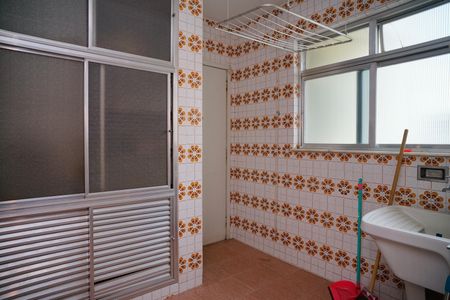 Apartamento à venda com 110m², 3 quartos e 1 vaga Apartamento à venda com 110m², 3 quartos e 1 vagaÁrea de Serviço