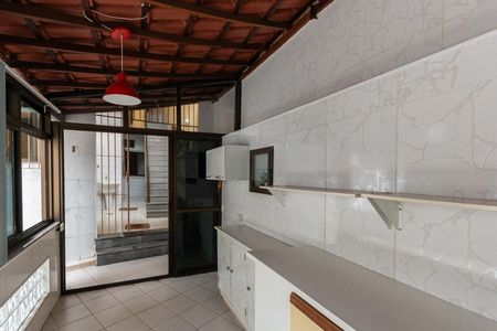 Casa para alugar com 198m², 3 quartos e 1 vagaÁrea externa