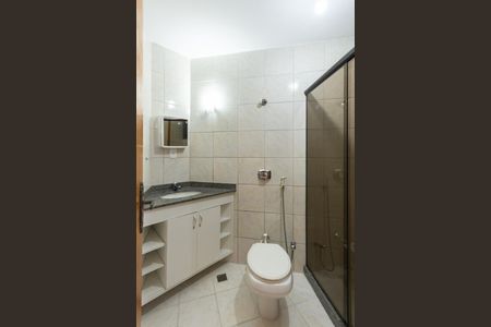 Casa para alugar com 198m², 3 quartos e 1 vagaBanheiro  Suíte 2