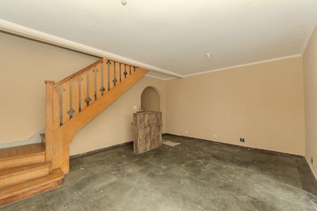 Casa para alugar com 280m², 5 quartos e sem vaga Casa para alugar com 280m², 5 quartos e sem vagaSala