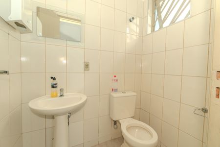 Casa para alugar com 280m², 5 quartos e sem vaga Casa para alugar com 280m², 5 quartos e sem vagaBanheiro 2