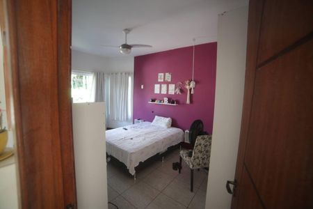 Casa à venda com 3 quartos, 195m² em Baldeador, Niterói