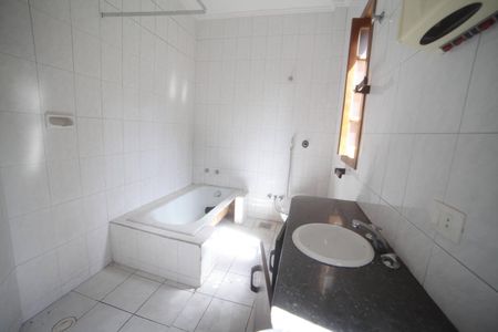 Casa à venda com 5 quartos, 520m² em Baldeador, Niterói