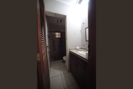 Casa à venda com 5 quartos, 520m² em Baldeador, Niterói