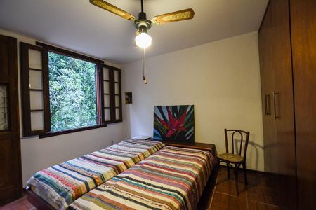 Casa à venda com 4 quartos, 579m² em Muriqui, Niterói