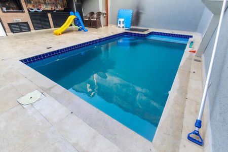 Casa para alugar com 241m², 3 quartos e 3 vagas Casa para alugar com 241m², 3 quartos e 3 vagasÁrea Externa