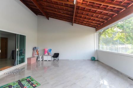 Casa para alugar com 241m², 3 quartos e 3 vagas Casa para alugar com 241m², 3 quartos e 3 vagasVaranda da Suíte