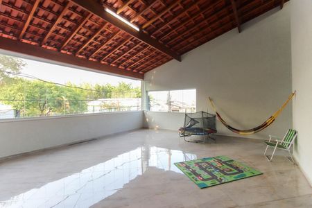 Casa para alugar com 241m², 3 quartos e 3 vagas Casa para alugar com 241m², 3 quartos e 3 vagasVaranda da Suíte