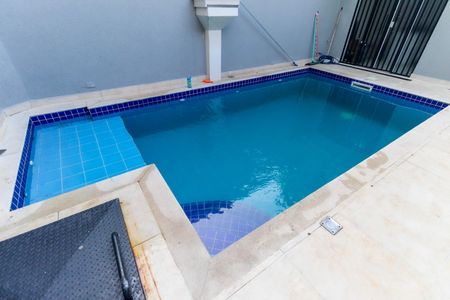 Casa para alugar com 241m², 3 quartos e 3 vagas Casa para alugar com 241m², 3 quartos e 3 vagasÁrea Externa