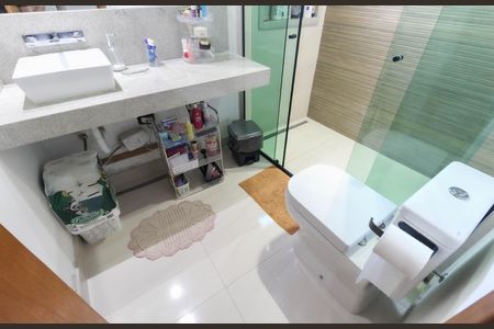 Casa para alugar com 241m², 3 quartos e 3 vagas Casa para alugar com 241m², 3 quartos e 3 vagasBanheiro da Suíte