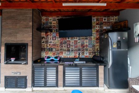 Casa para alugar com 241m², 3 quartos e 3 vagas Casa para alugar com 241m², 3 quartos e 3 vagasÁrea Externa