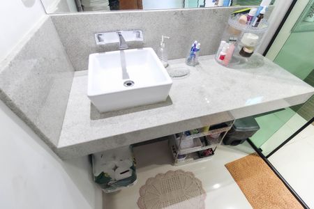 Casa para alugar com 241m², 3 quartos e 3 vagas Casa para alugar com 241m², 3 quartos e 3 vagasBanheiro da Suíte