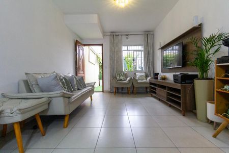 Casa para alugar com 85m², 2 quartos e 2 vagas Casa para alugar com 85m², 2 quartos e 2 vagasSala