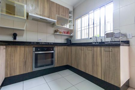 Casa para alugar com 85m², 2 quartos e 2 vagas Casa para alugar com 85m², 2 quartos e 2 vagasCozinha