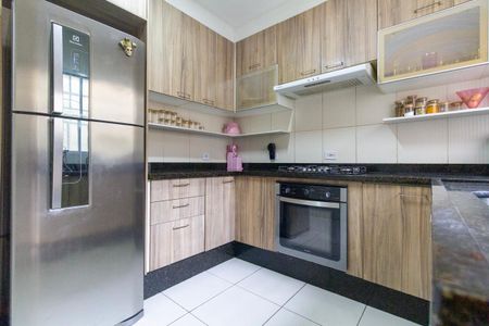 Casa para alugar com 85m², 2 quartos e 2 vagas Casa para alugar com 85m², 2 quartos e 2 vagasCozinha