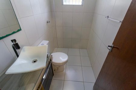 Casa para alugar com 85m², 2 quartos e 2 vagas Casa para alugar com 85m², 2 quartos e 2 vagasBanheiro 2