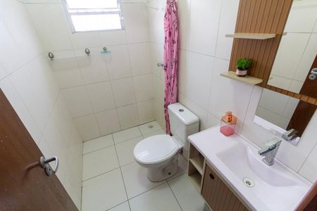 Casa para alugar com 85m², 2 quartos e 2 vagas Casa para alugar com 85m², 2 quartos e 2 vagasBanheiro 1