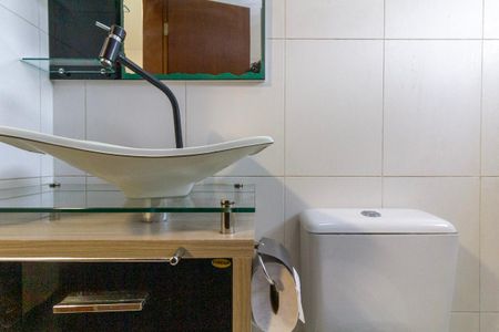 Casa para alugar com 85m², 2 quartos e 2 vagas Casa para alugar com 85m², 2 quartos e 2 vagasBanheiro 2