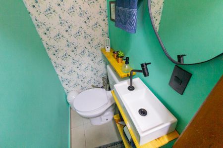 Casa para alugar com 85m², 2 quartos e 2 vagas Casa para alugar com 85m², 2 quartos e 2 vagasLavabo