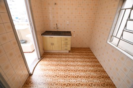 Apartamento à venda com 75m², 2 quartos e sem vagaCozinha