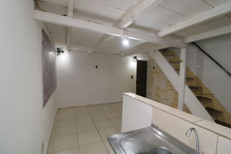 Sala/Cozinha de kitnet/studio para alugar com 1 quarto, 35m² em Chácara Belenzinho, São Paulo