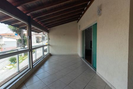 Casa à venda com 284m², 4 quartos e 4 vagasVaranda