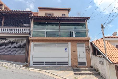 Casa à venda com 284m², 4 quartos e 4 vagasFachada