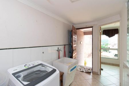 Casa à venda com 284m², 4 quartos e 4 vagasÁrea de Serviço