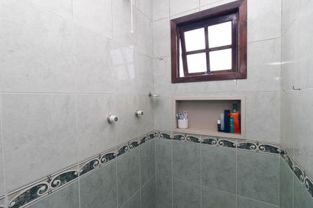 Casa à venda com 284m², 4 quartos e 4 vagasBanheiro da Suíte 1