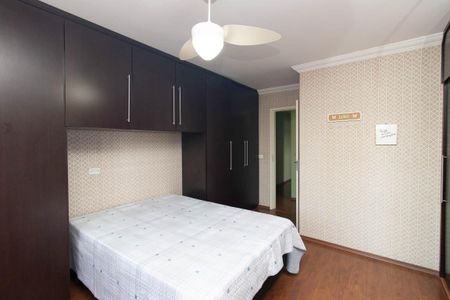 Casa à venda com 284m², 4 quartos e 4 vagasQuarto Suíte 1