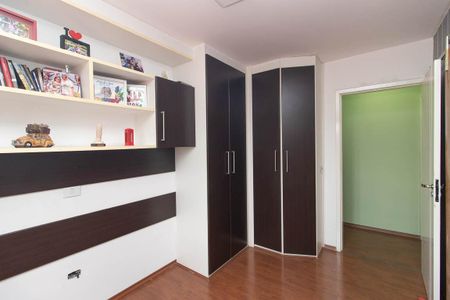 Casa à venda com 284m², 4 quartos e 4 vagasQuarto Suíte Americana 1