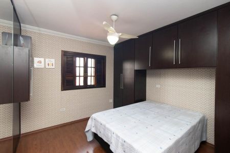 Casa à venda com 284m², 4 quartos e 4 vagasQuarto Suíte 1
