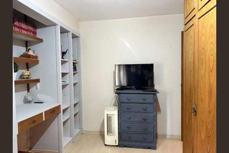 Apartamento à venda com 140m², 4 quartos e 3 vagasFoto 04