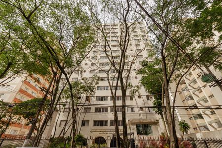 Apartamento para alugar com 105m², 2 quartos e 1 vagaFachada