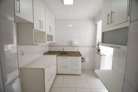 Apartamento à venda com 59m², 2 quartos e 1 vagaCozinha