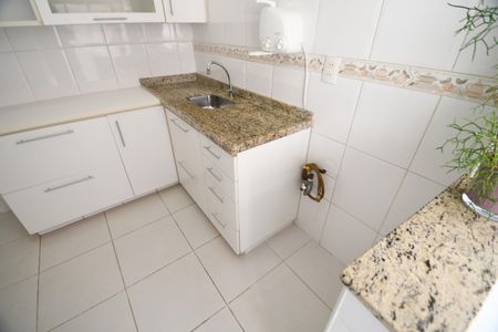 Apartamento à venda com 59m², 2 quartos e 1 vagaCozinha
