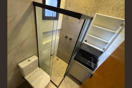 Casa à venda com 156m², 3 quartos e 4 vagasBanheiro Social 