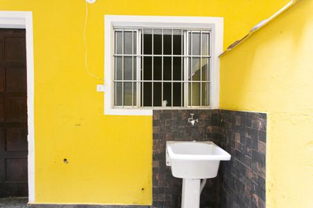 Casa para alugar com 60m², 1 quarto e sem vagaÁrea de Serviço