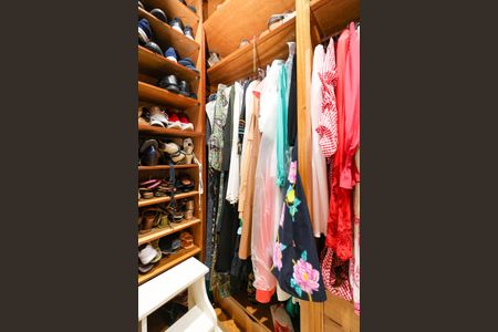 Apartamento à venda com 890m², 5 quartos e 5 vagas Apartamento à venda com 890m², 5 quartos e 5 vagasCloset da suíte 1