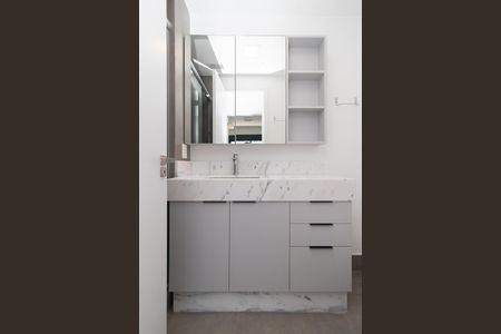 Apartamento para alugar com 60m², 2 quartos e 1 vagaBanheiro Social