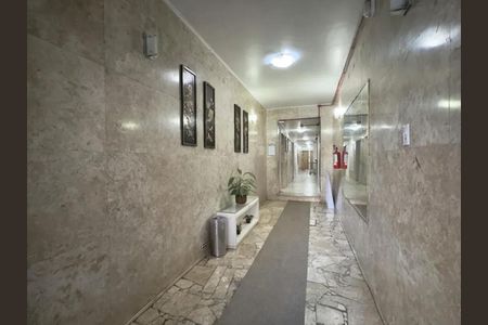 Apartamento à venda com 77m², 2 quartos e sem vagaÁrea comum