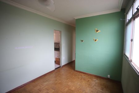 Sala de apartamento para alugar com 2 quartos, 66m² em Nova Gameleira, Belo Horizonte