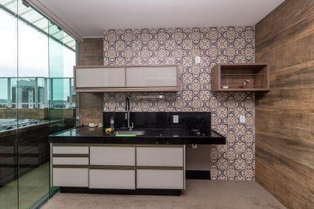 Apartamento à venda com 178m², 4 quartos e 3 vagasCozinha 2